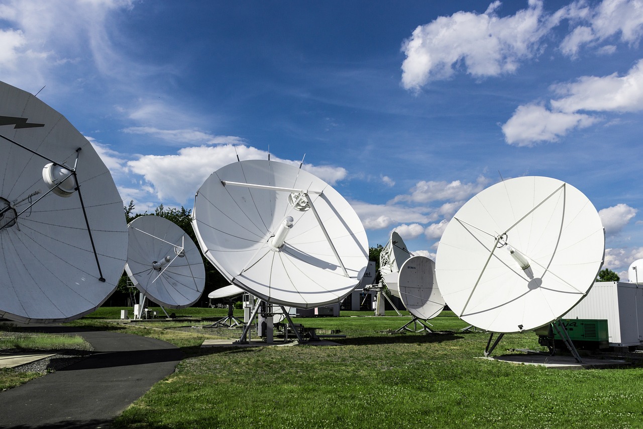 satellite, technology, spark, wireless, antenna, communication, antenna mast, watch tv, telecommunications, radio, cellular, radio antenna, channel, reception, satellite dishes, transmission, radio technology, parabolic, parabolic antennas, seti, astronomy, radio telescope, space, research, science, telescope, receive, to listen, white, heaven, key, satellite, satellite, satellite, satellite, satellite, antenna, antenna, telecommunications, telecommunications, radio, seti, telescope, telescope
